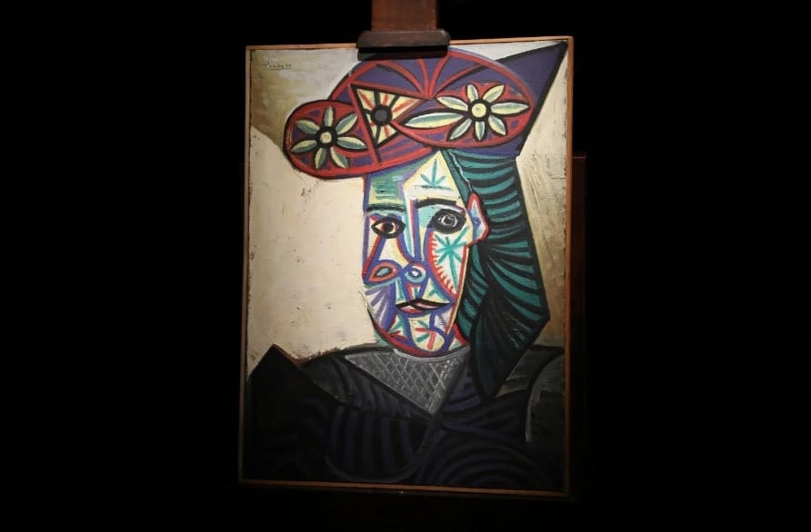 Pablo Picasso - Çiçekli Şapkalı Kadın Büstü (Dora Maar - 1943)