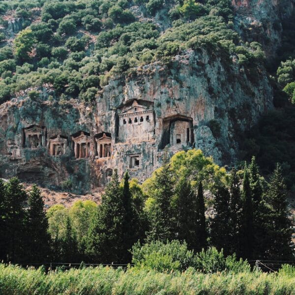 Likya Yolu: Deniz, Dağ ve Tarihin Kesiştiği Efsanevi Rota