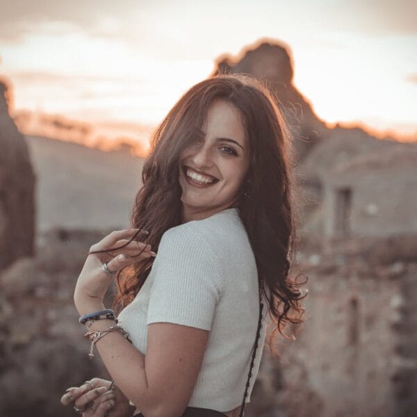 Duyusal Minimalizm ile Sinir Sistemini Yatıştırma: Azın Gücü