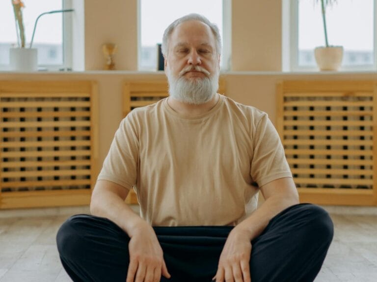 Mindfulness Uygulamalarının Nörobiyolojik Temelleri: Beyin Sessizlikte Ne Yapar?